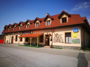 MOTEL ROUTE 66 Lopej, Podbrezová